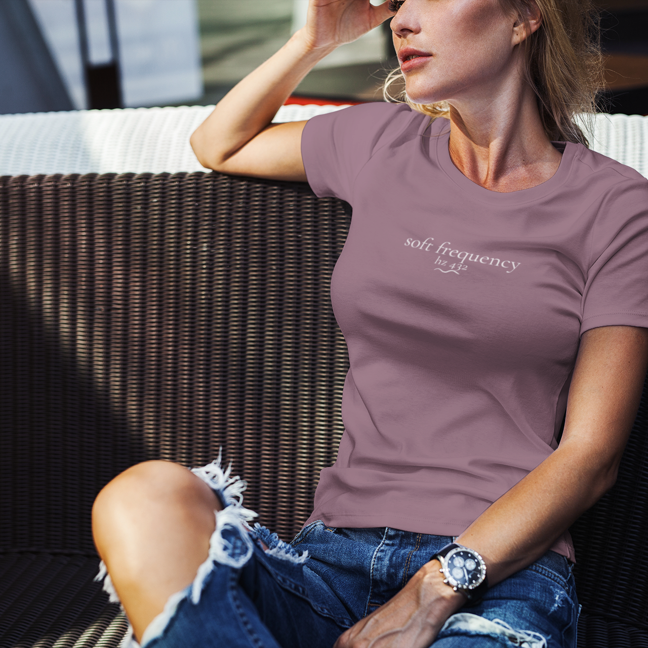 Soft Frequency Hz432 Cropped Tee – Bay | Soft Frequencies™